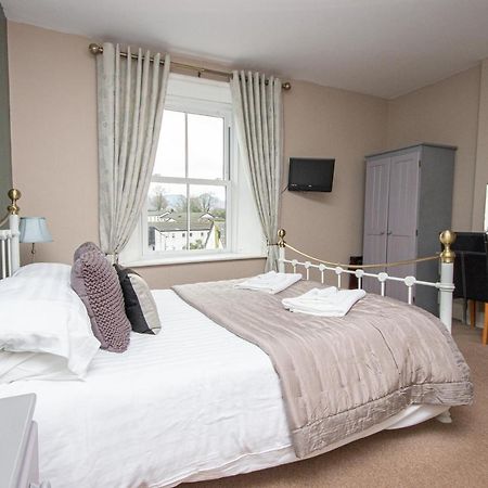 Lynwood Guest House (Adults Only) Кесвик Экстерьер фото
